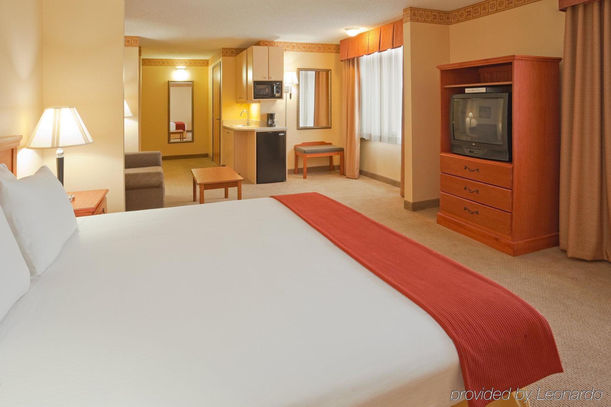 Holiday Inn Express Hotel & Suites Livermore By Ihg Zimmer foto
