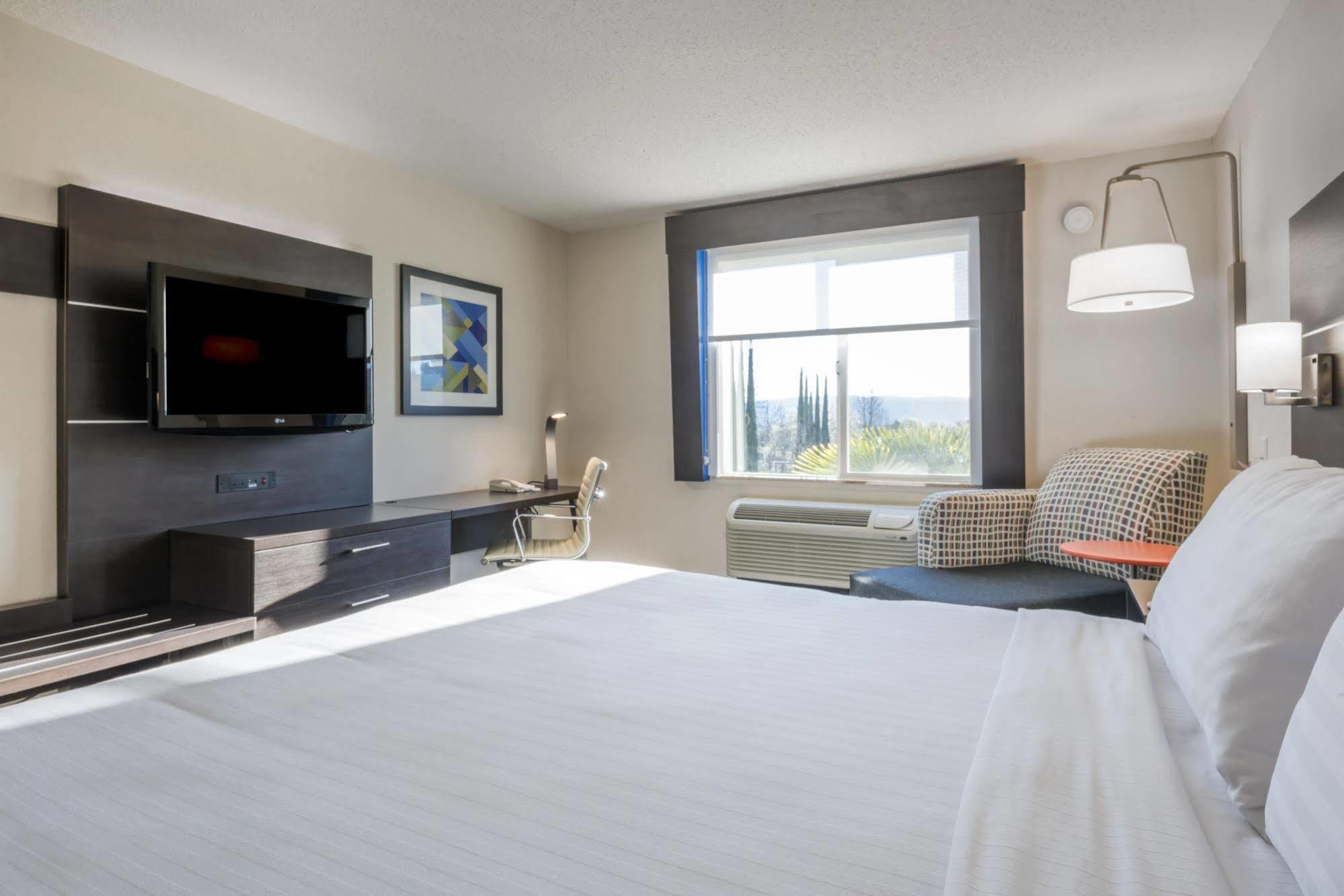 Holiday Inn Express Hotel & Suites Livermore By Ihg Exterior foto